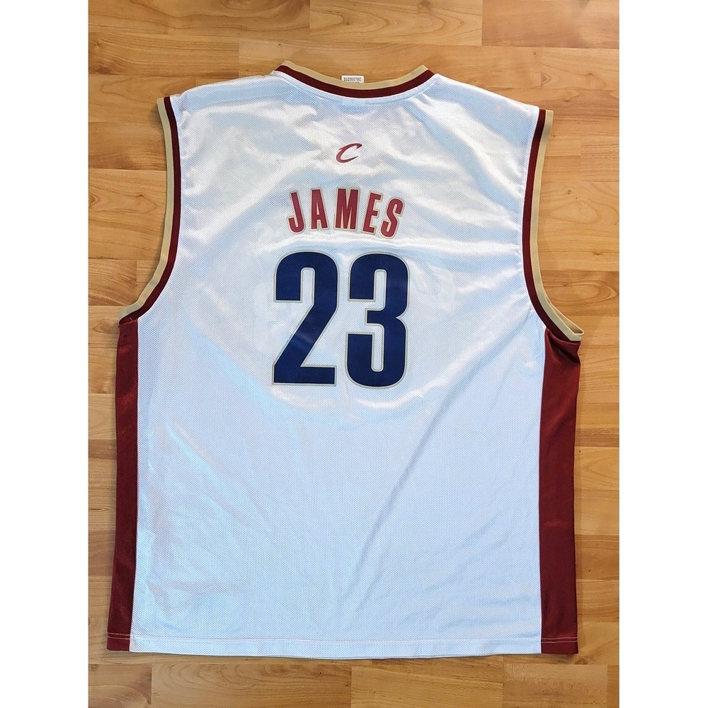 Y2K Reebok Cleveland Cavaliers Lebron James White NBA Jersey, 2XL XXL